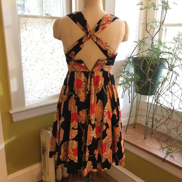 French Connection Flirty Patterned Summer Dress - Picture 3 of 6